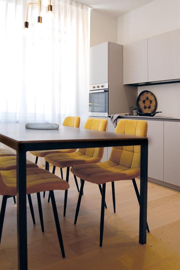 Ar Boutique Apartments Bergamo Bagian luar foto